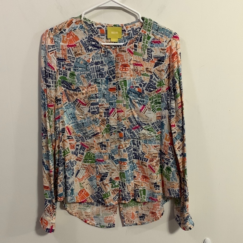 Maeve Rayon “Map” blouse Sz 2, the print looks like a map! Very soft